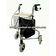 Three wheel rollator